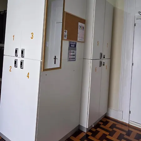 Bruma Hostel *